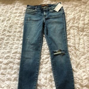 Joe’s Jeans size 26, distressed NWT